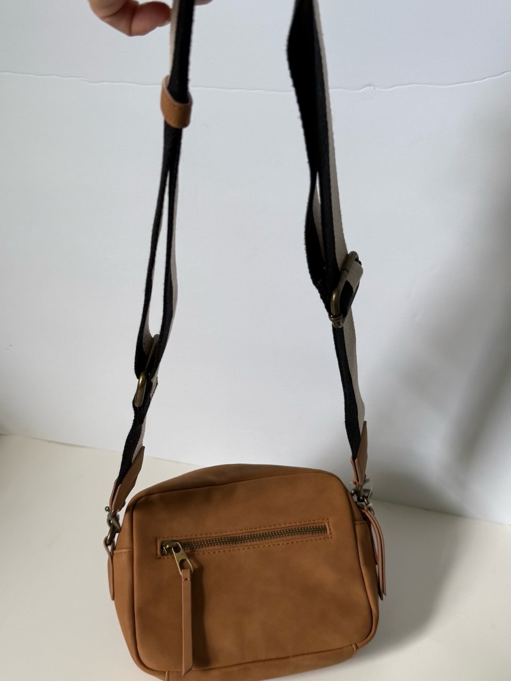 Tan Crossbody Bag with Wide Black & Cream Strap - Picture 2 of 4